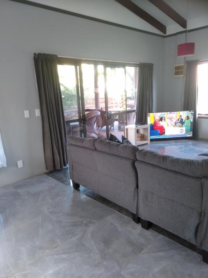 Te Moana Nui Villas Arorangi Bagian luar foto